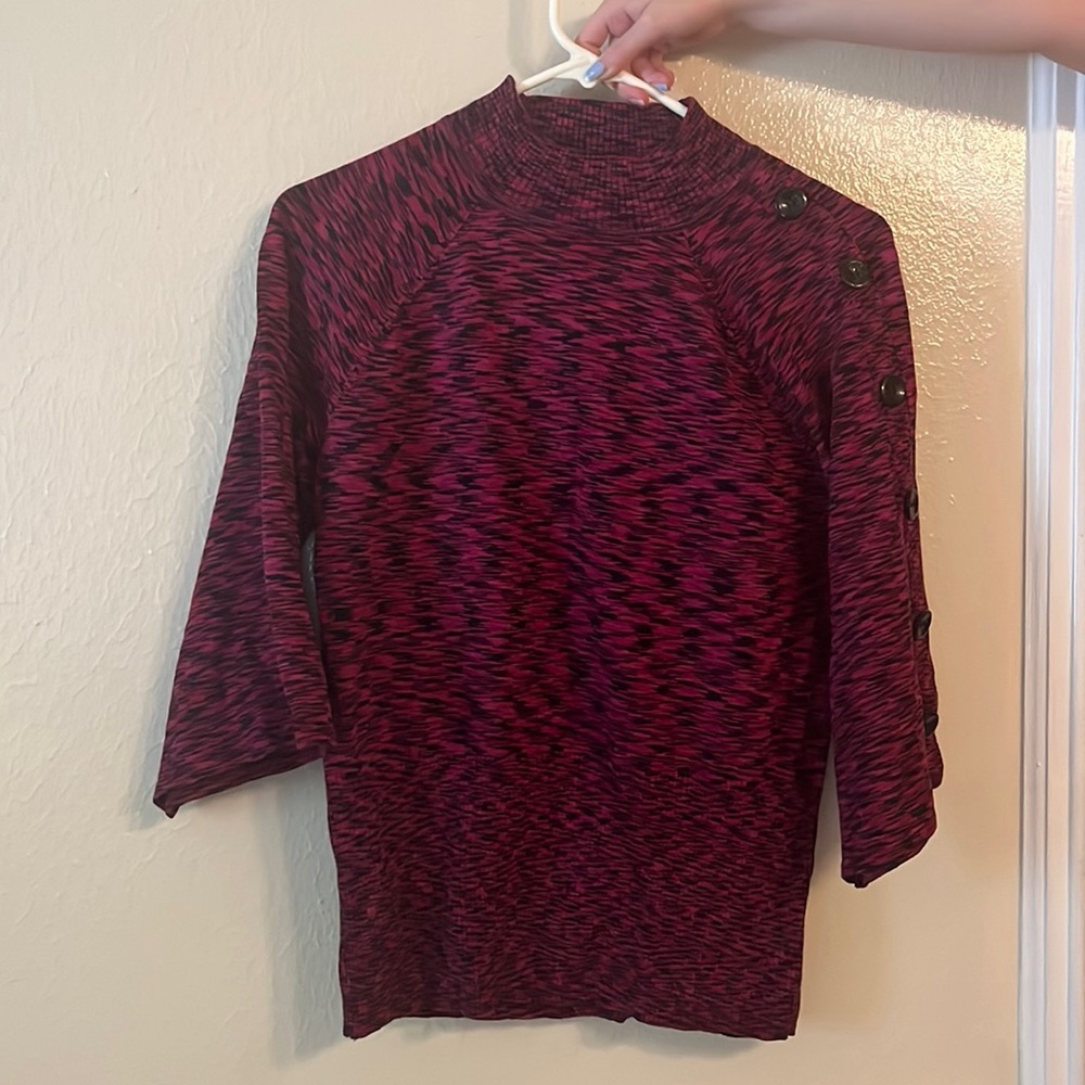 Petite Medium- Mid length sleeve purple patterned shirt